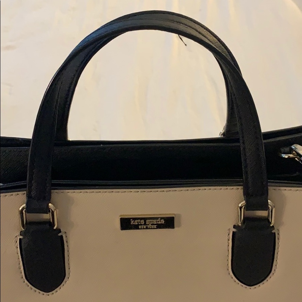 Kate Spade Purse - Picture 5 of 16